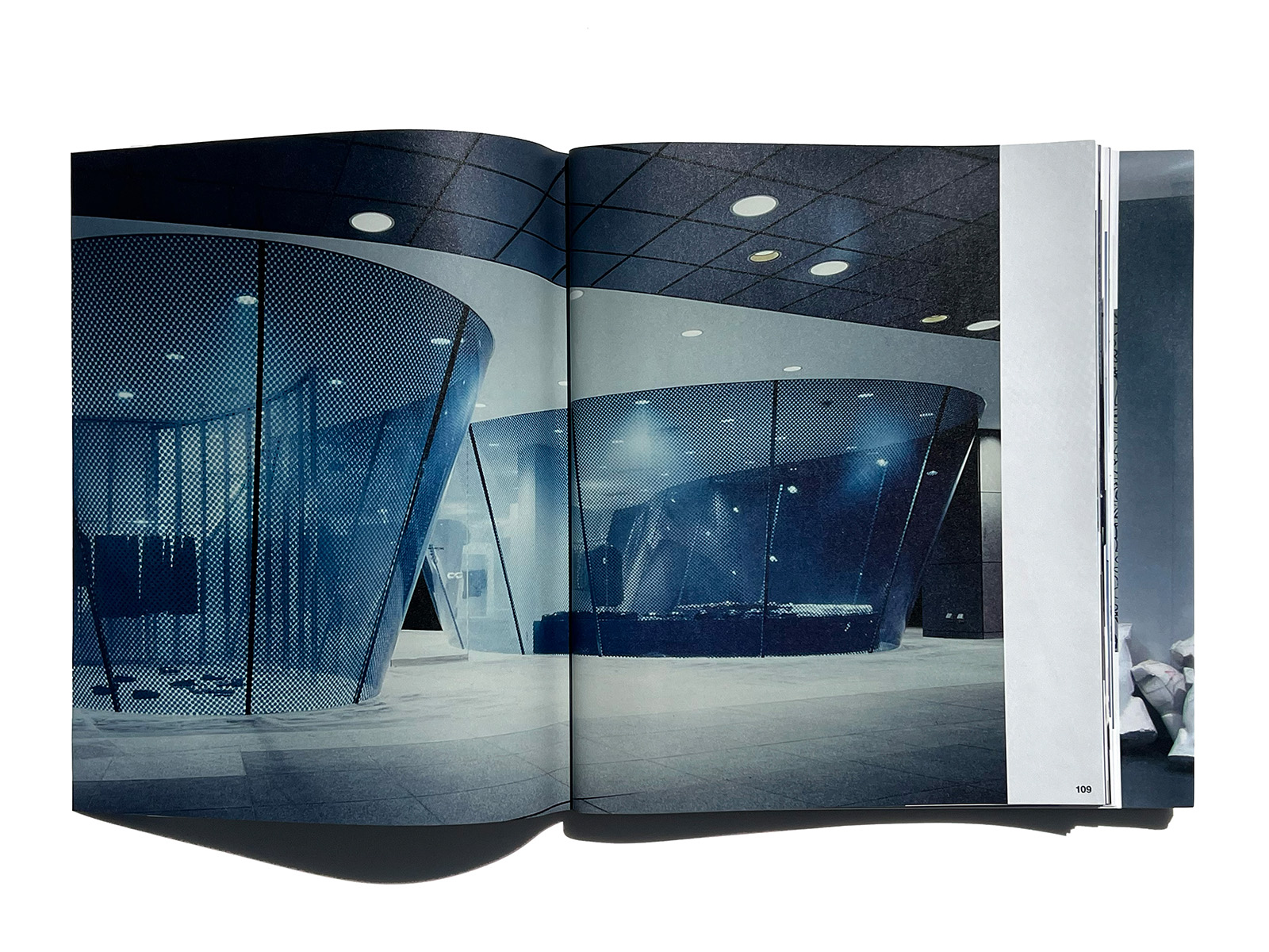 COMME des GARÇONS 1989-2023 | PAGE SPREAD