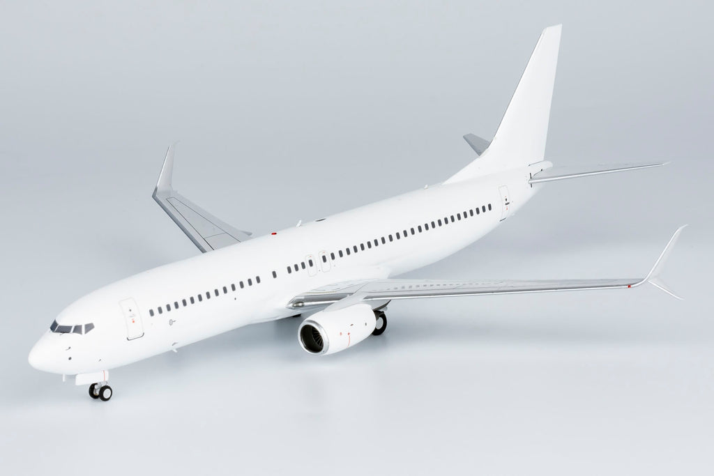 Blank/White Boeing 737-800 NG Model 08010 Scale 1:200 – PandaFox Toys