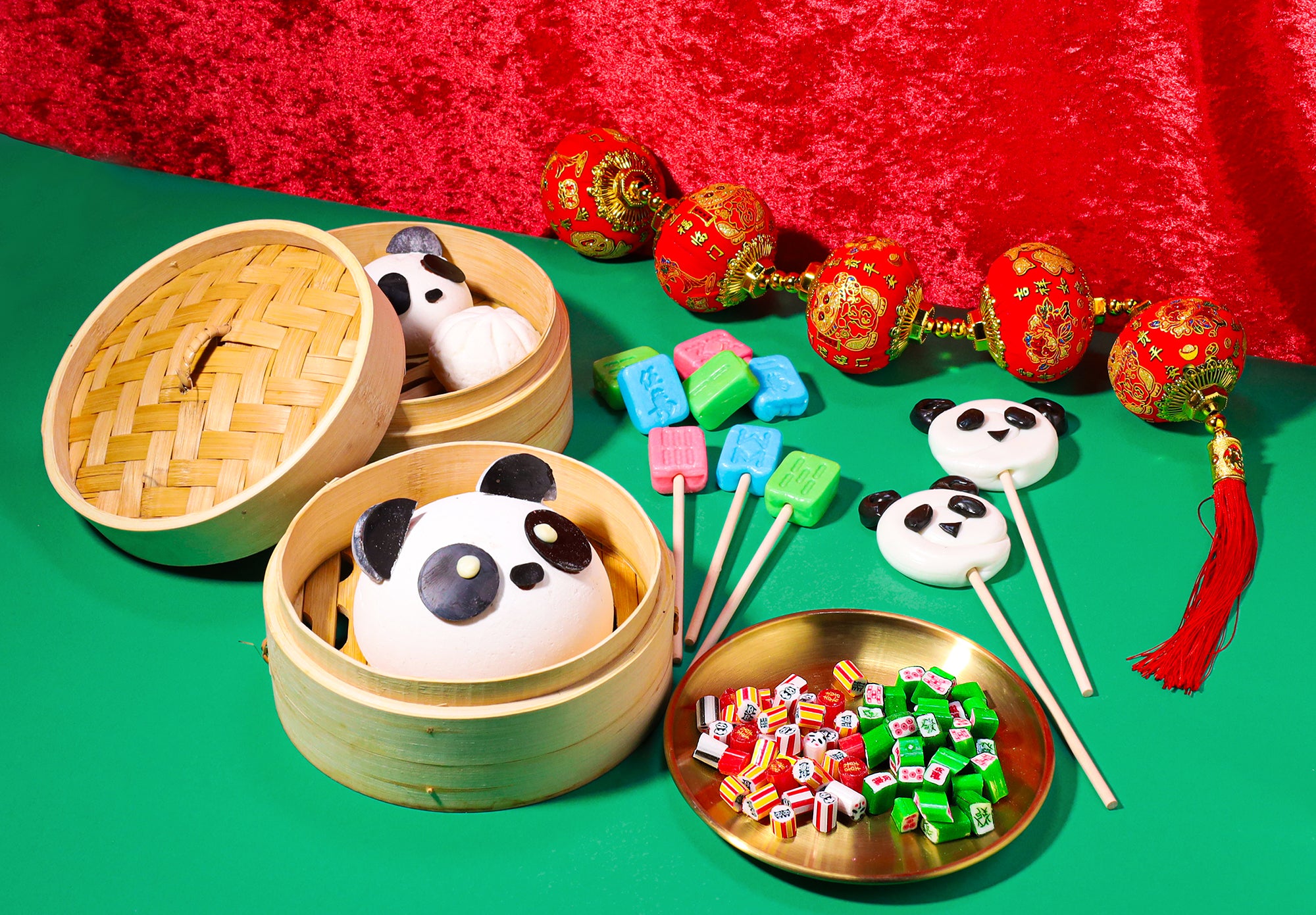 具材たっぷりのパンダまんマシュマロや、職人技が光る麻雀牌キャンディ