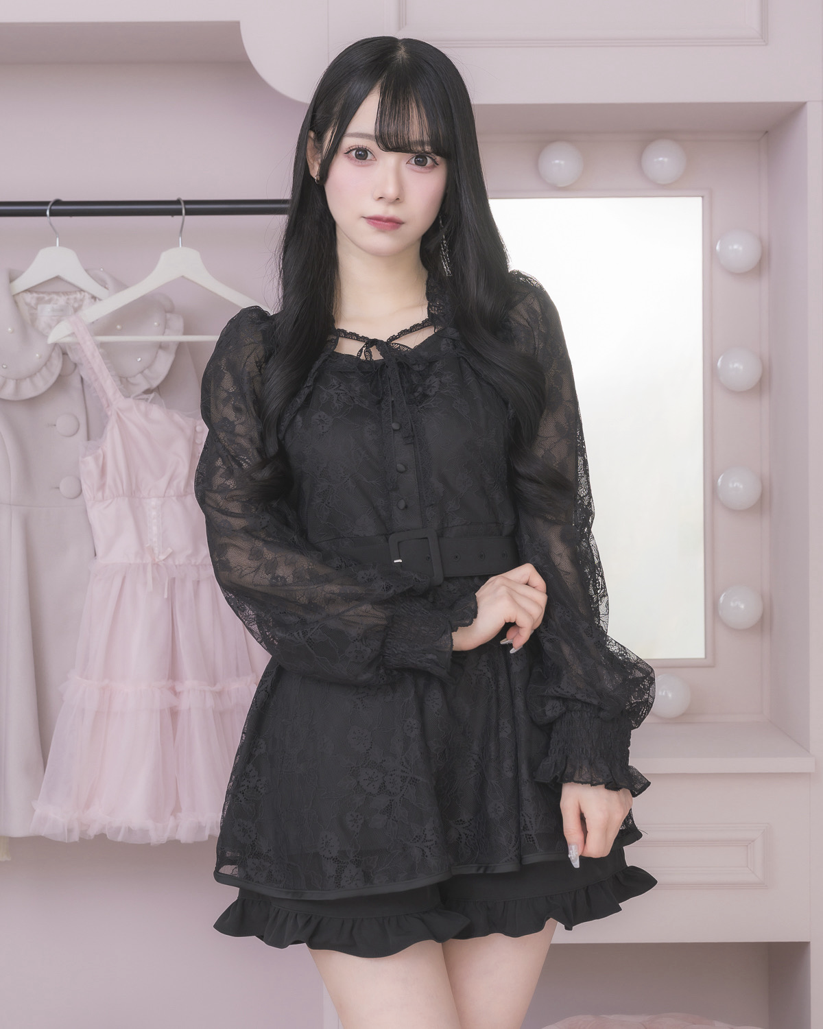 レースケープフリル長袖セットアップ – pium