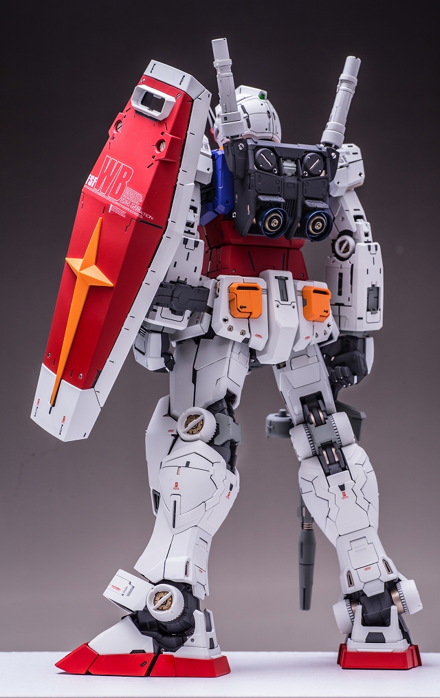 PG UNLEASHED 1/60 RX-78-2 ガンダム X10【ぷらもっち】