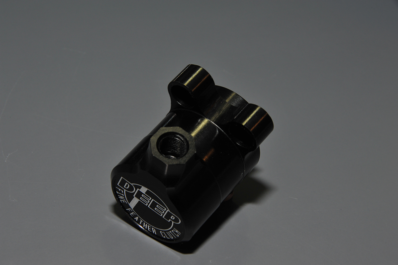 ドゥカティのクラッチを軽くする定番～ファインフェザークラッチKIT