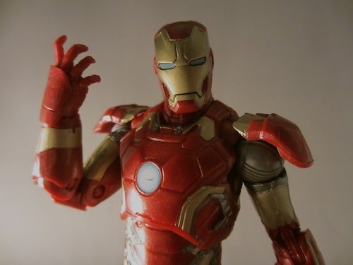 ハズブロ マーベルレジェンド サノスシリーズ アイアンマン マーク43