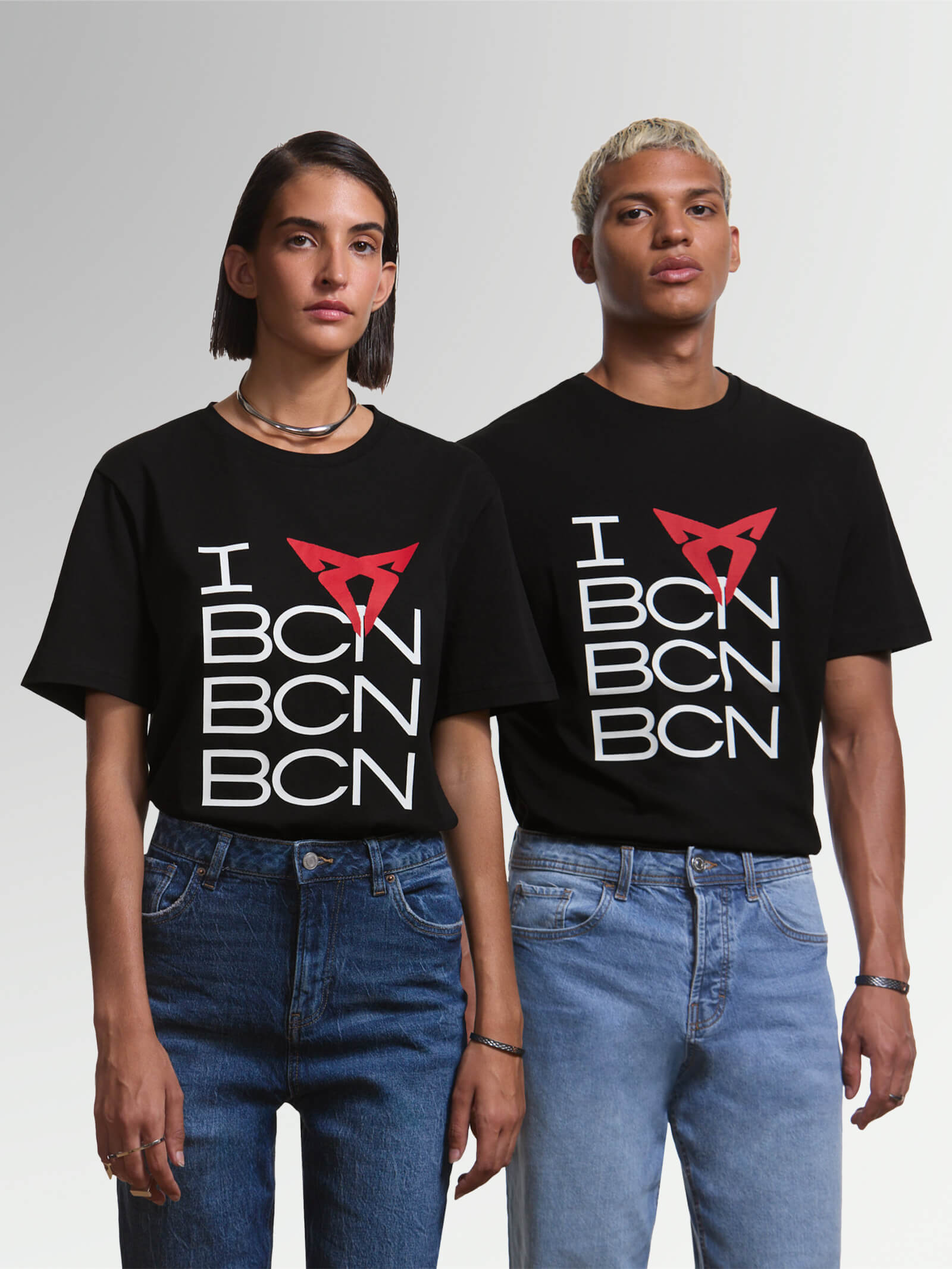 Kurzarm-T-Shirt I CUPRA BCN x CUPRA - Offizieller CUPRA Online-Shop