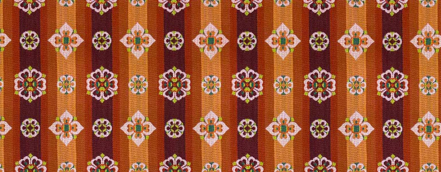 文様特集 天平木画奏花錦（てんぴょうもくがそうかきん） – 龍村美術