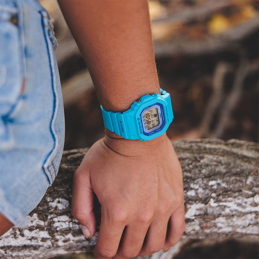 G-SHOCK G-LIDE ミッドサイズ ブライトフラワーカラー ブルージェイド
