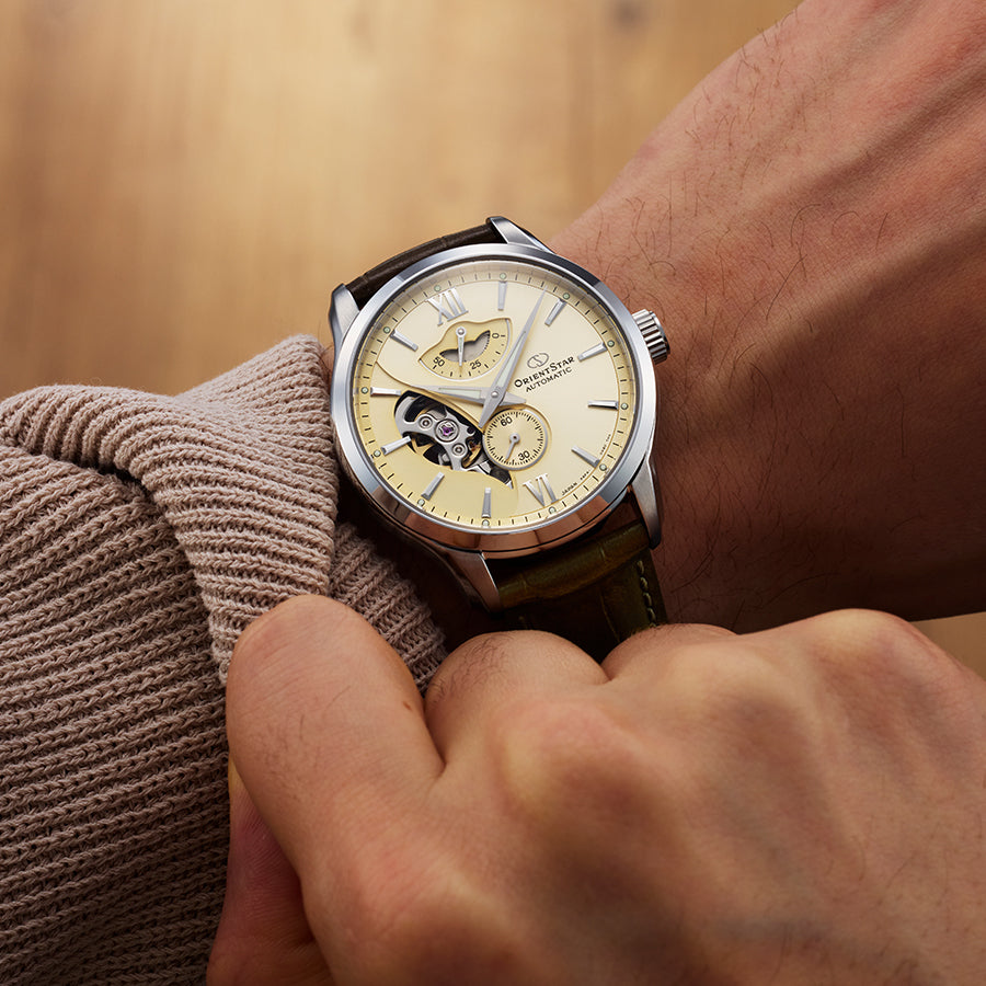 オリエントスター コンテンポラリー レイヤードスケルトン RK-AV0B10G