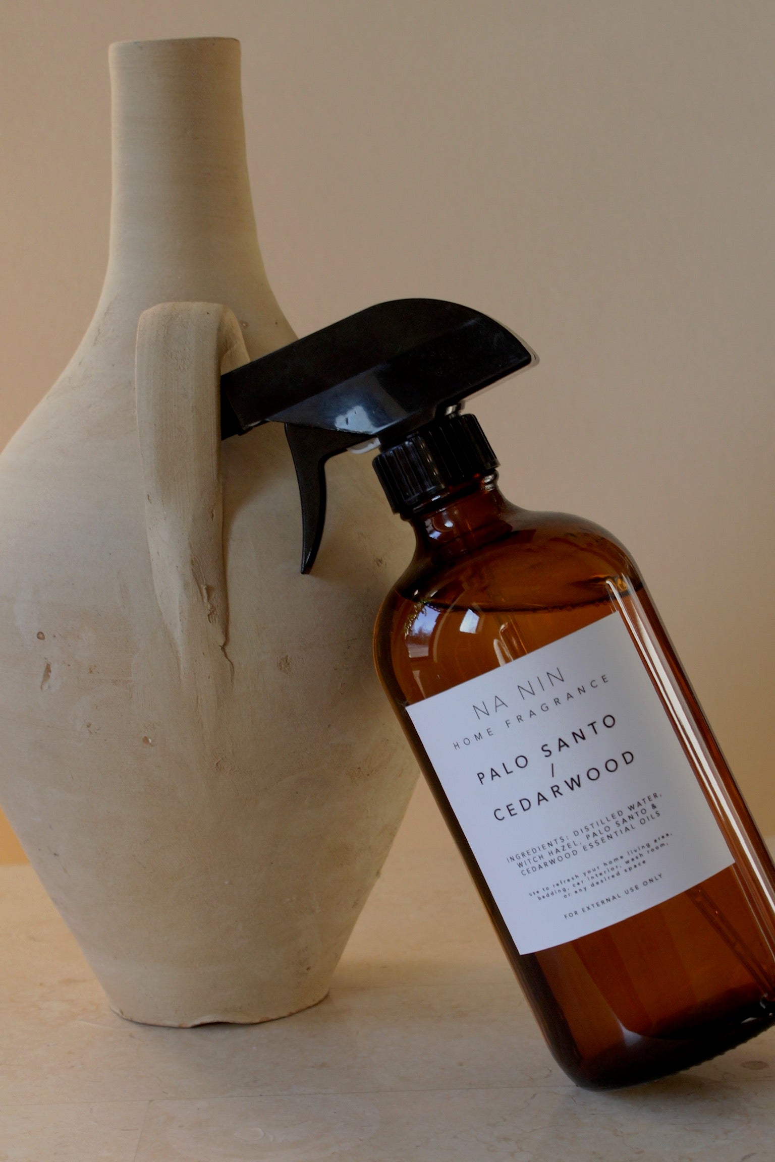 Palo Santo & Cedarwood Home Spray – NA NIN