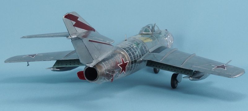 タミヤ ミコヤン-グレビッチ MiG-15bis クリアエディション