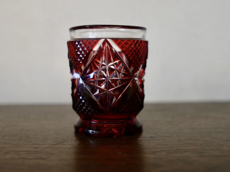 島津 薩摩切子 色被せガラス 切子お猪口【紅】 – smileantiques