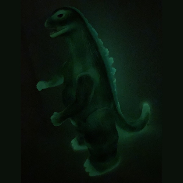 怪獣絵師 開田裕治氏の超・ゴジラ画帖』限定版出版プロジェクトに