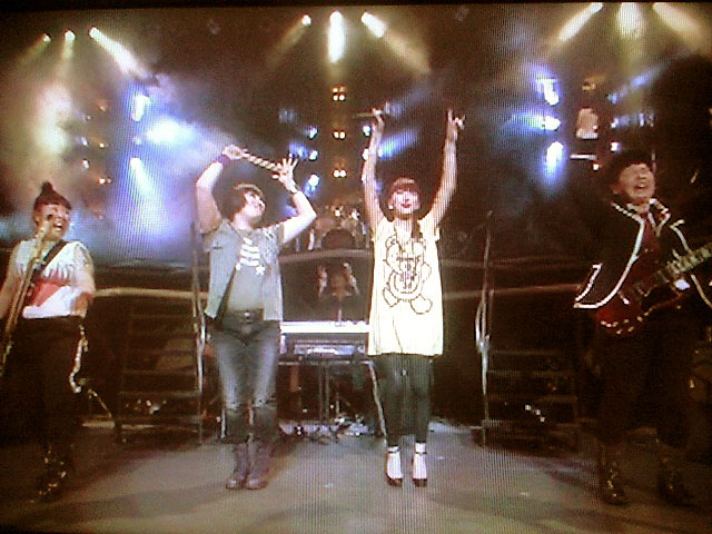 MIKA NAKASHIMA CONCERT TOUR 2009 TRUST OUR VOICE: tamaruの禁煙日記