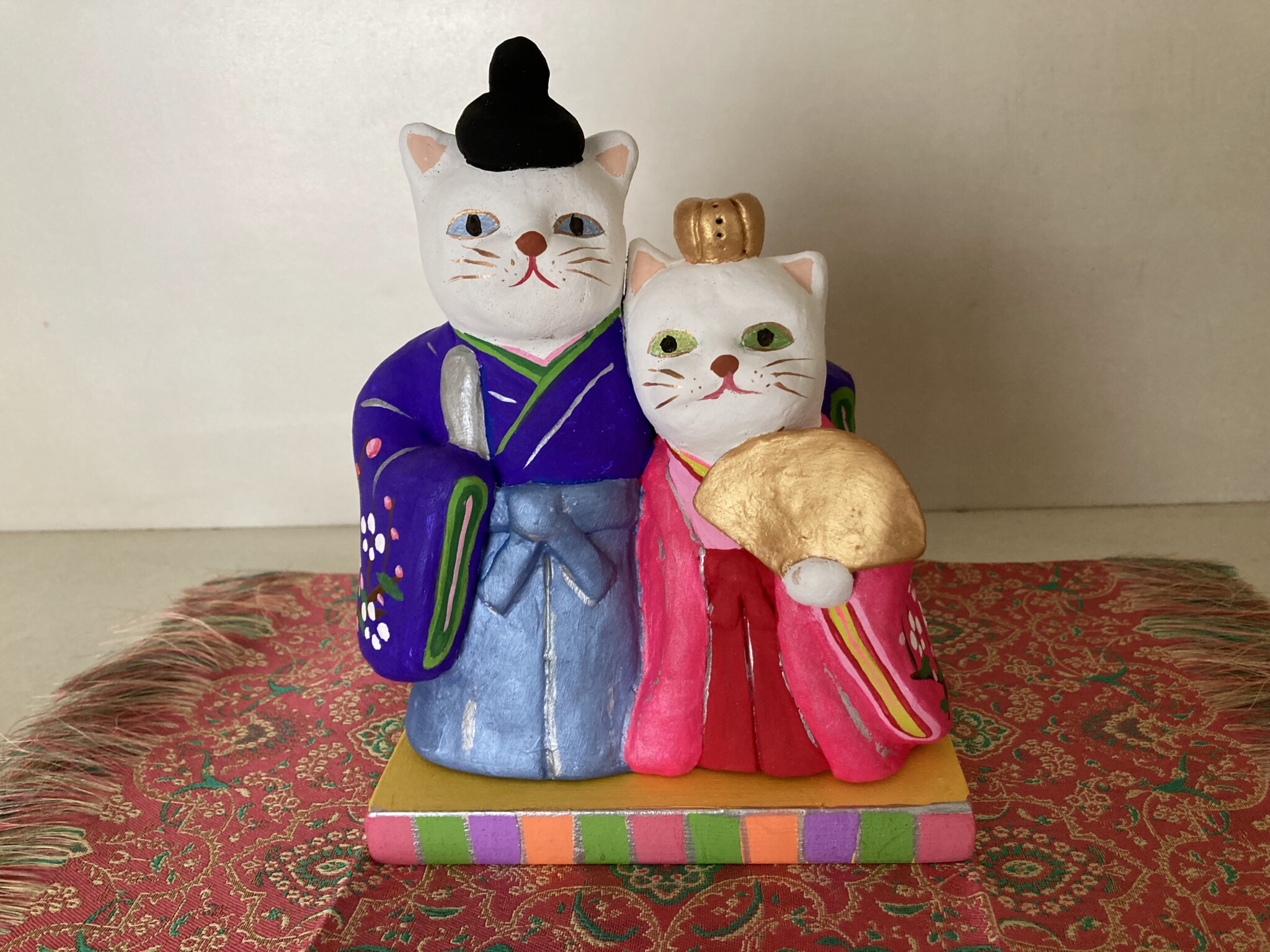 スーパー猫の日の猫のひな人形とアポロ – 森民夫のほっと一息