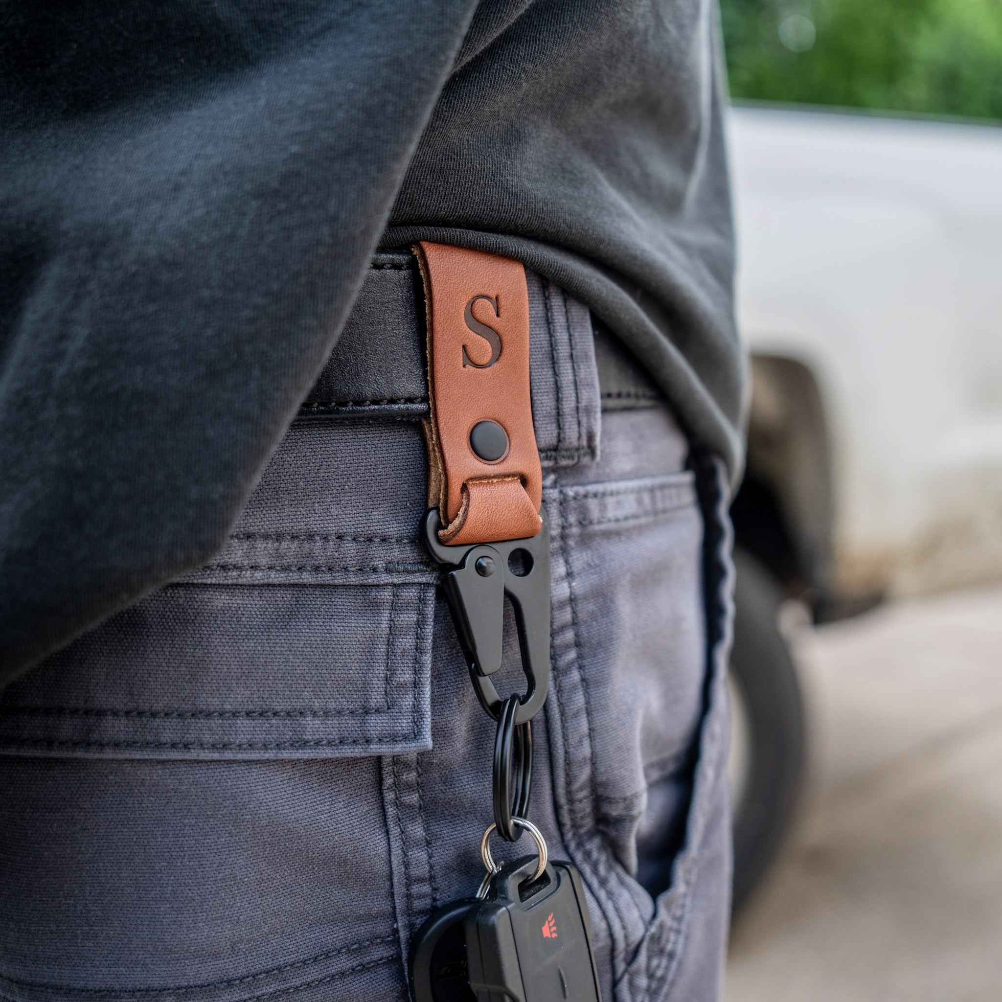 Key LOOP Initial - Ready to Ship – Tale Of Knives