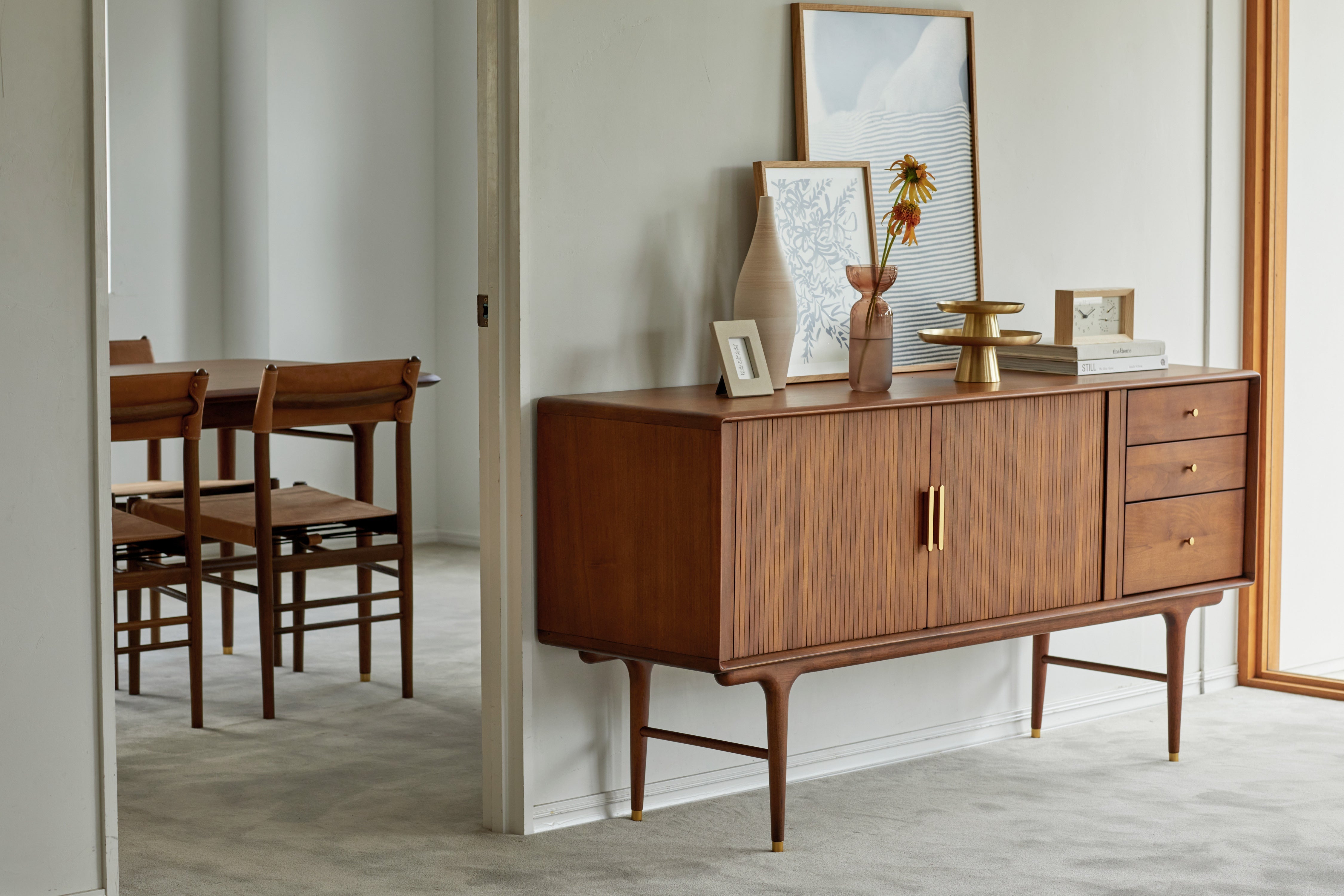 北欧ヴィンテージへの オマージュから生まれた美しい家具 JULIE