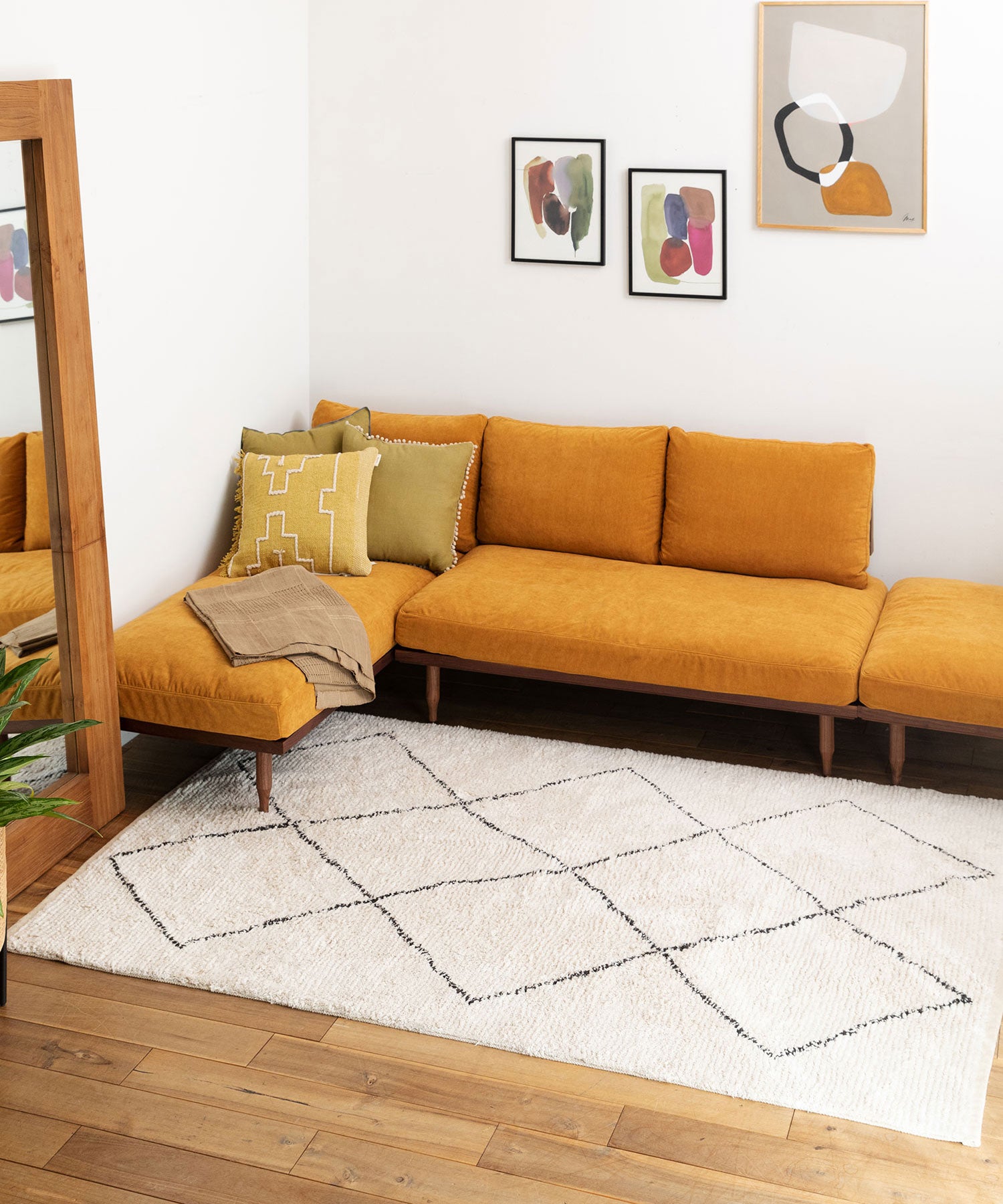 RugRu（ラグル）RANI RUG 1400×2000mm｜柔らかな肌触りのラグ