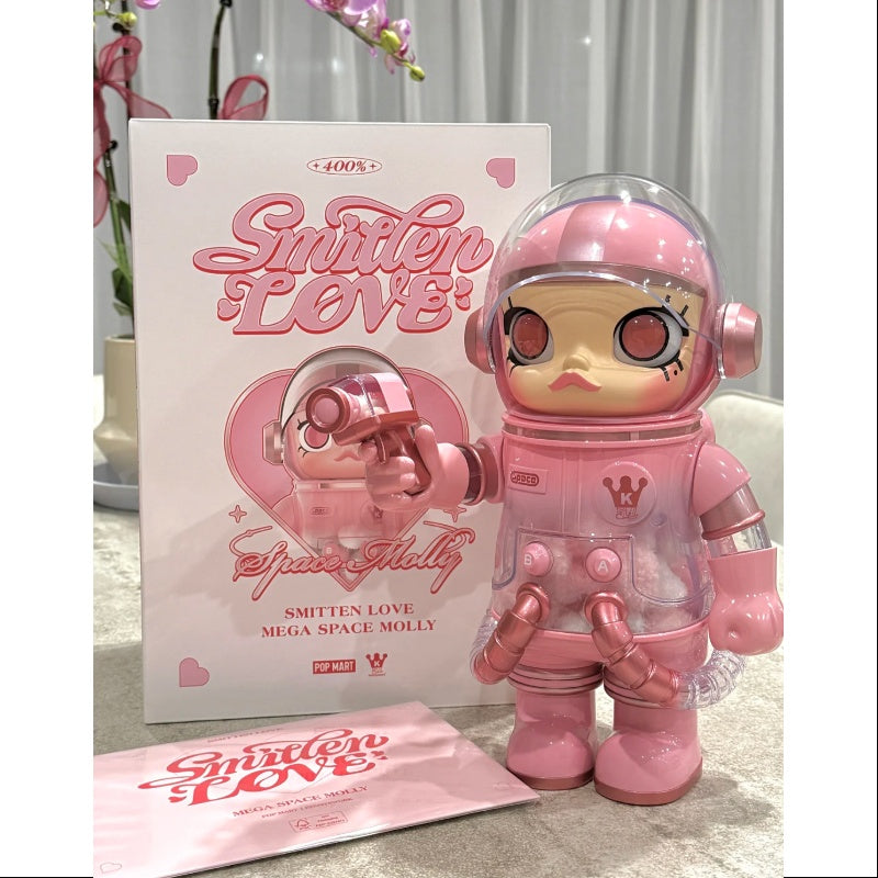 MEGA SPACE MOLLY 400% Smitten Love 2025 Limited Edition – TOYSEZ