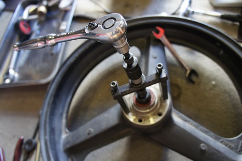 HORNET250 17インチ化 | tsugataku屋.com