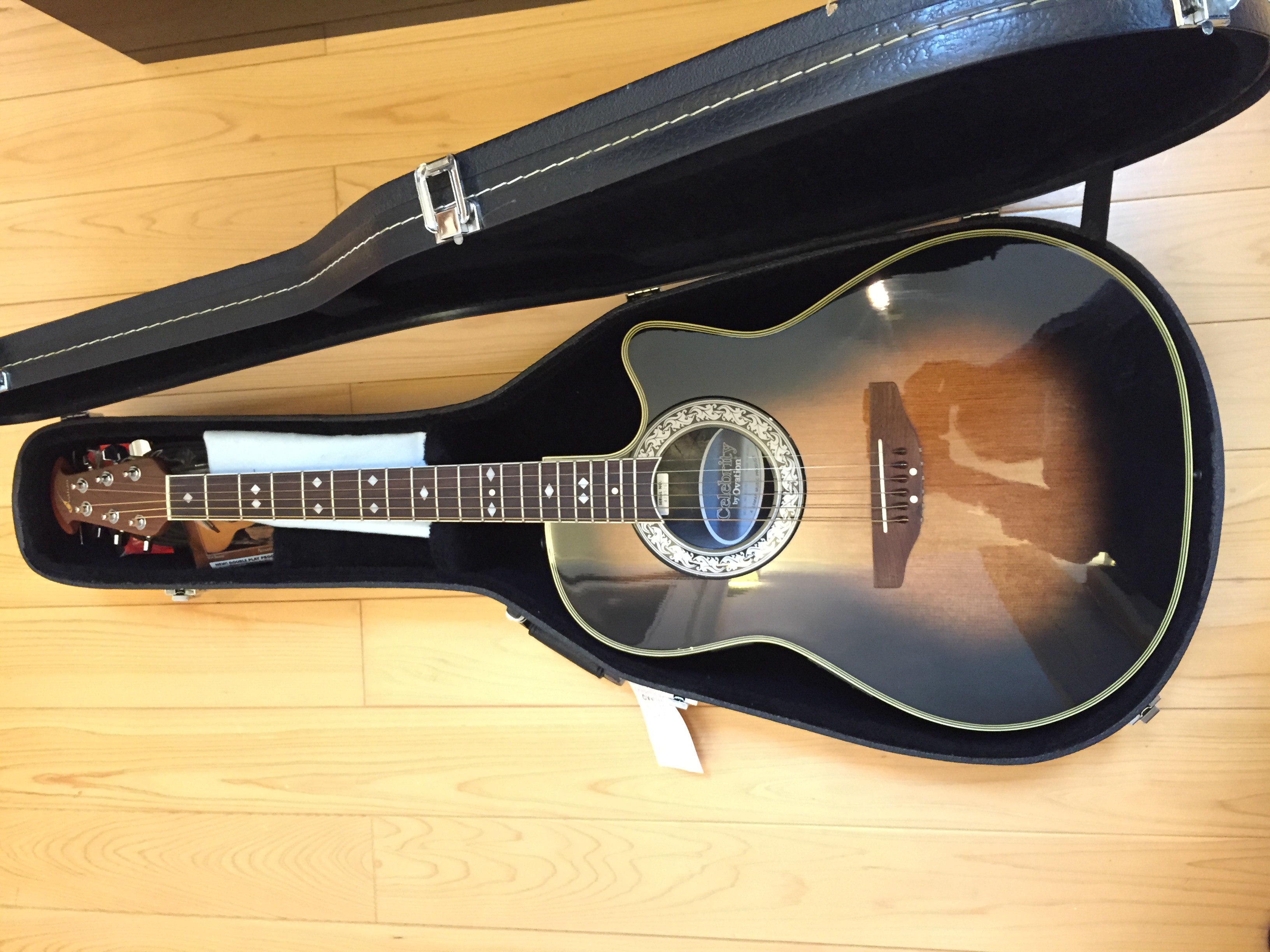 オベーション／Ovation Celebrity CC157 美品 – C.I.K カスタム インス