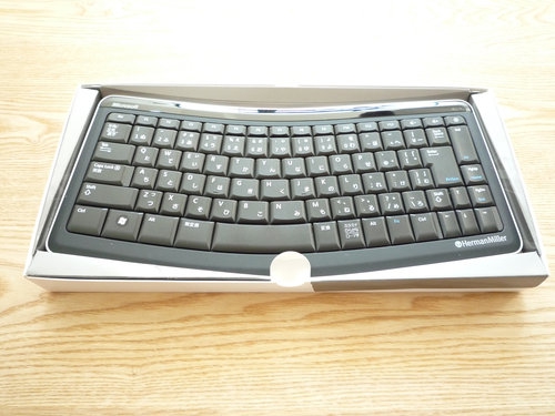 ついに！！！ 世界に1500個しかないハーマンミラーロゴ入りキーボード