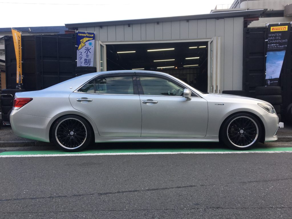210系クラウンにTEINフレックスZ車高調、WORKグノーシスGR204、19