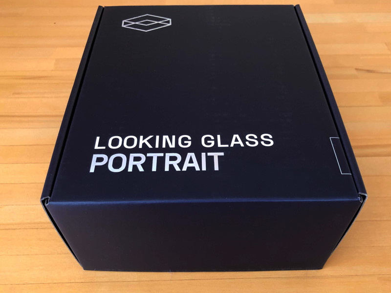 Looking Glass Portrait | 3D表示 光線再生型 小型ディスプレイ | 海外