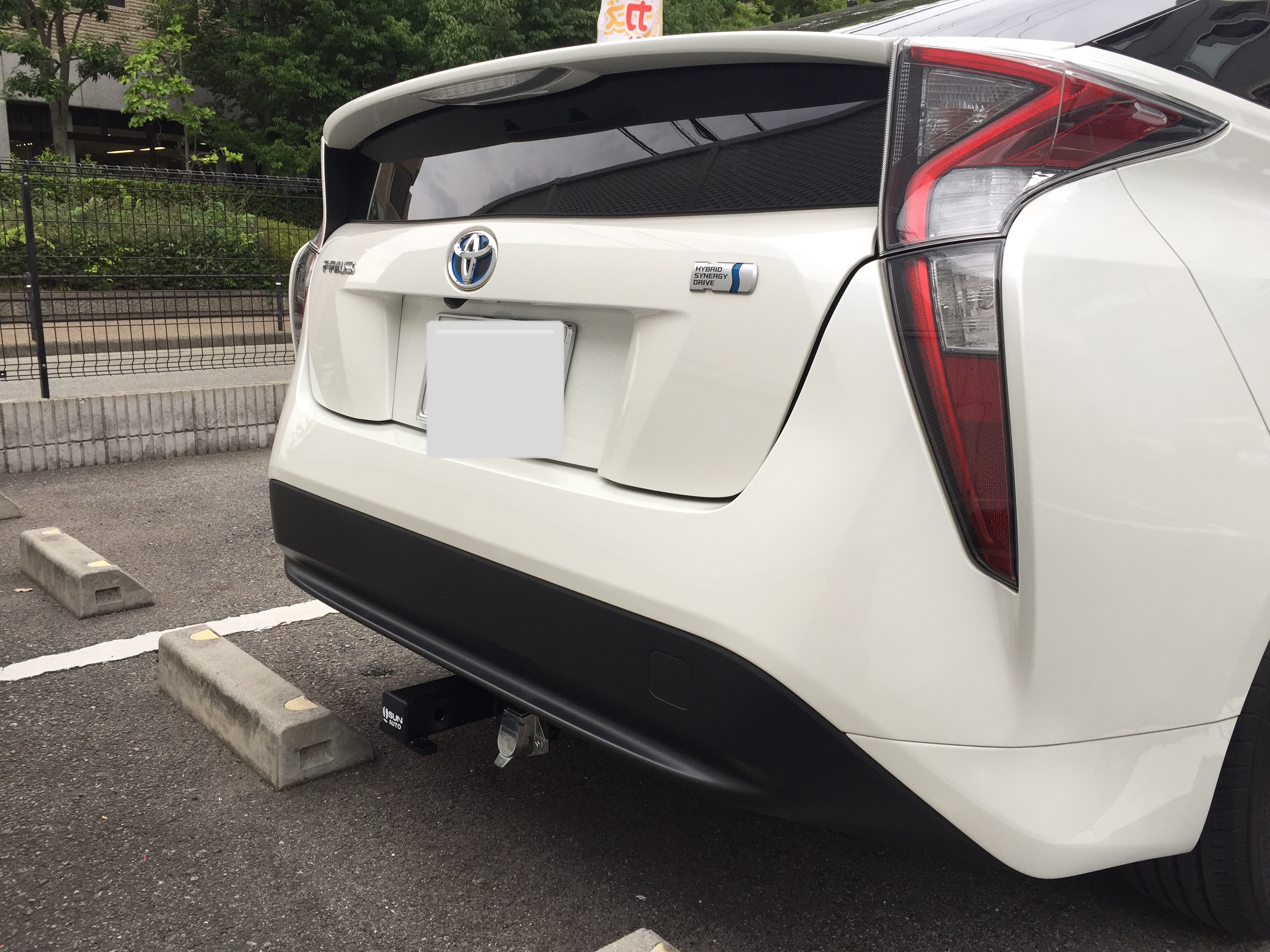 トヨタ ZVW50 プリウス ヒッチメンバー取付！ | Y'sGarage