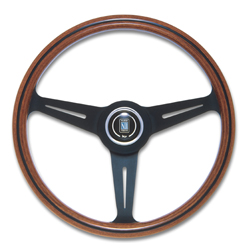 ナルディ ステアリング クラシックシリーズ(Classic)ウッド(WOOD)