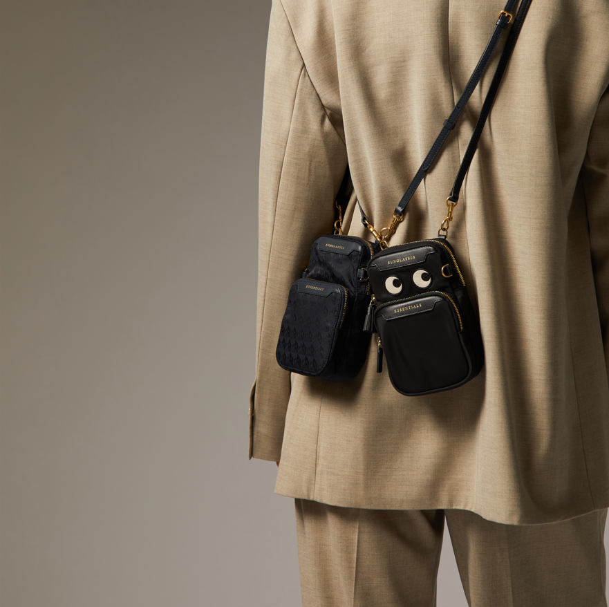 Eyes エッセンシャルズ・クロスボディ | Anya Hindmarch JP