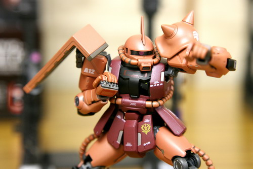 asahi.com： スーパーハイコンプロ「MS-06Sシャア専用ザク