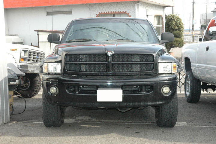 ダッジラムバンの修理など | ダッジ・ジープ・クライスラー専門店 booget