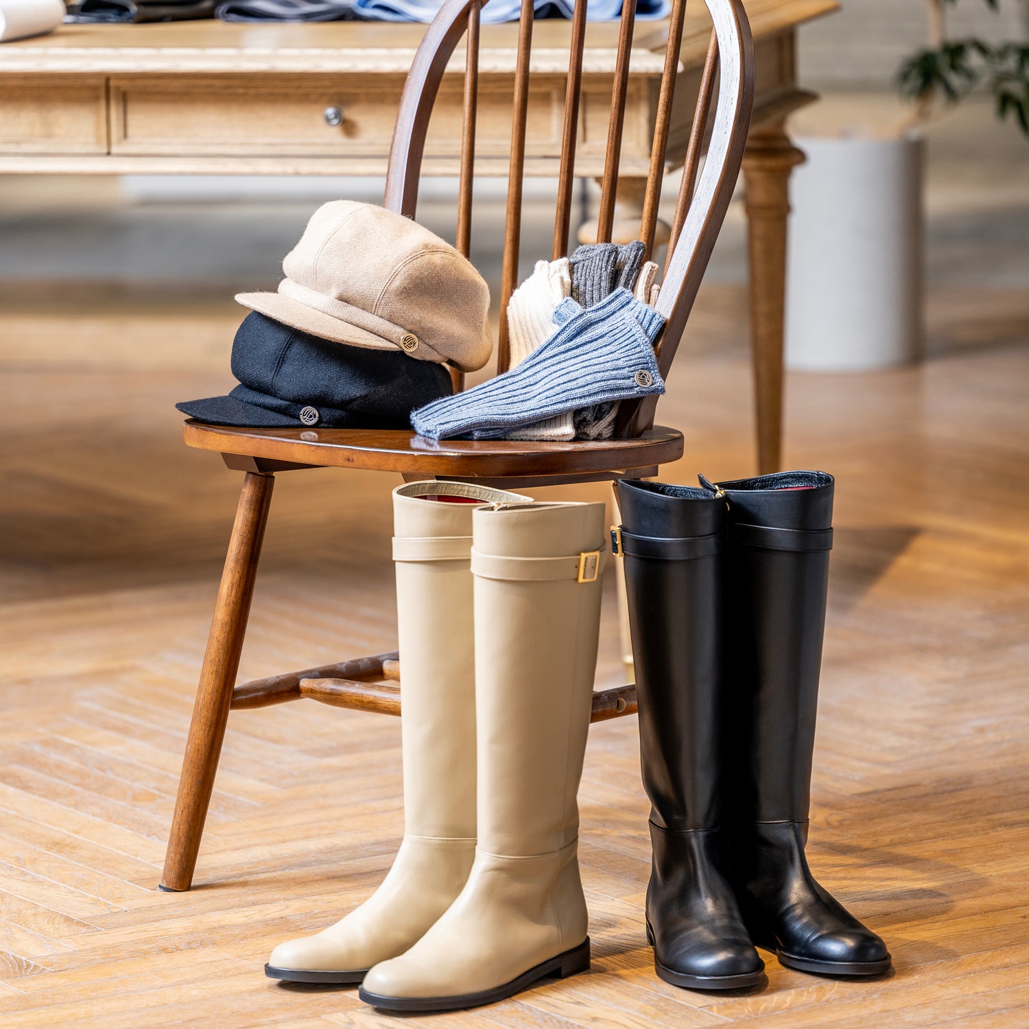 PICK UP】スイッチシーズンにおすすめのコーディネートアイテム｜BLUE