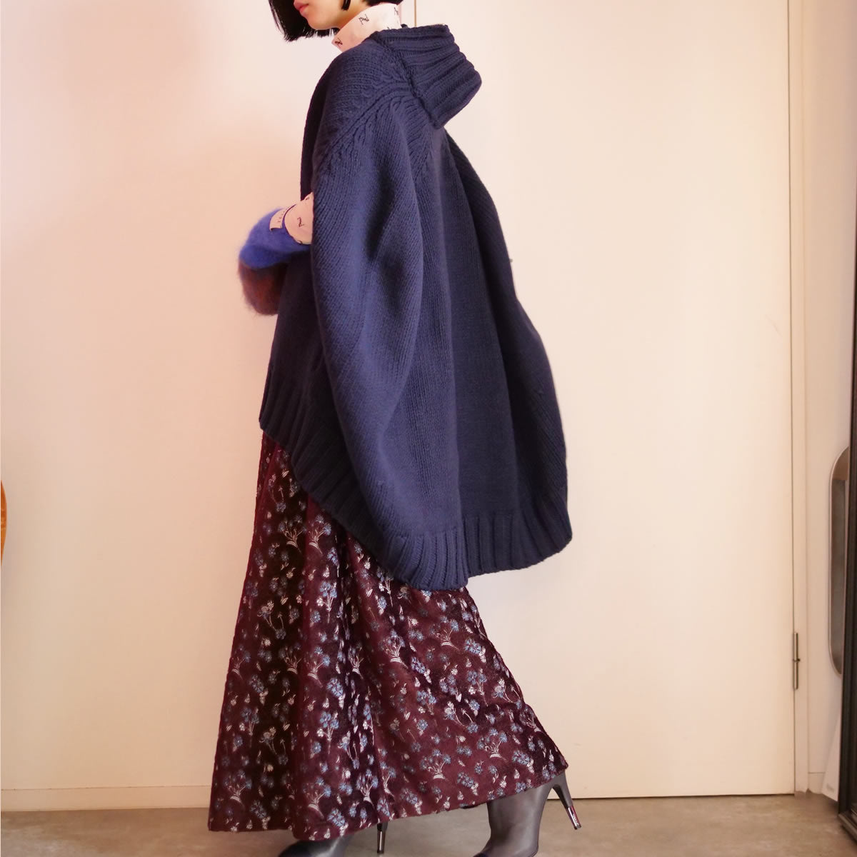 MM6 Maison Margiela ニット ケープ(NAVY) – dim at noon
