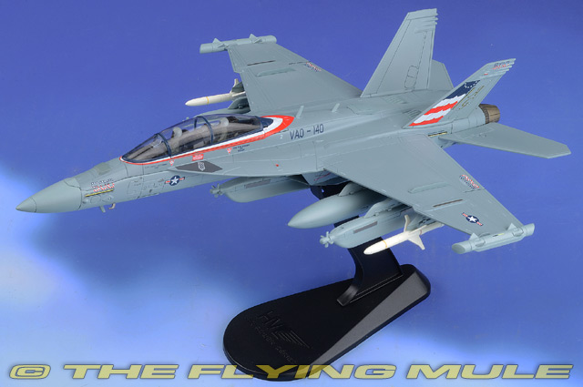 ホビーマスター EA-18G Growler 1/72 VAQ-141 厚木基地 ホビーマスター