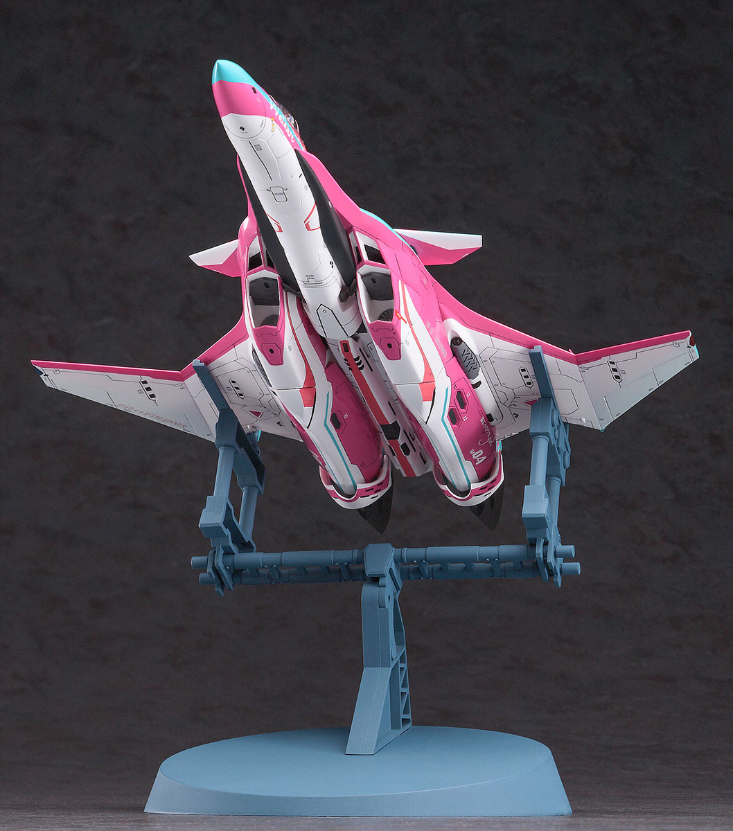 VF-31C ジークフリード “マキナ・中島カラー” 劇場版マクロスΔ | 株式