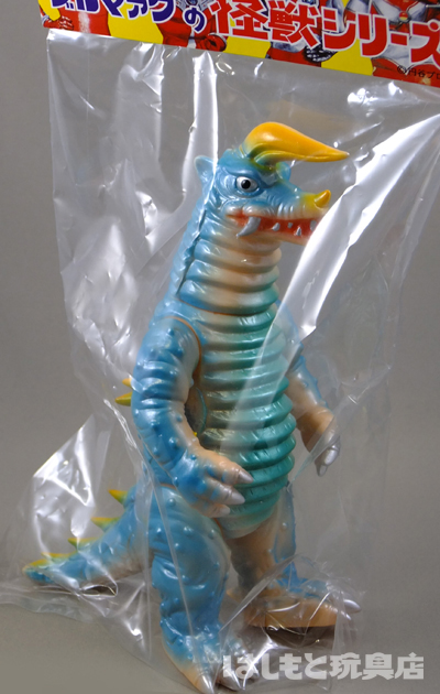 ブルマァク／ブラックキング（ブルー／肌色成型色） | 新潟の大人も