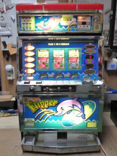 ユニバーサル：フリッパー3