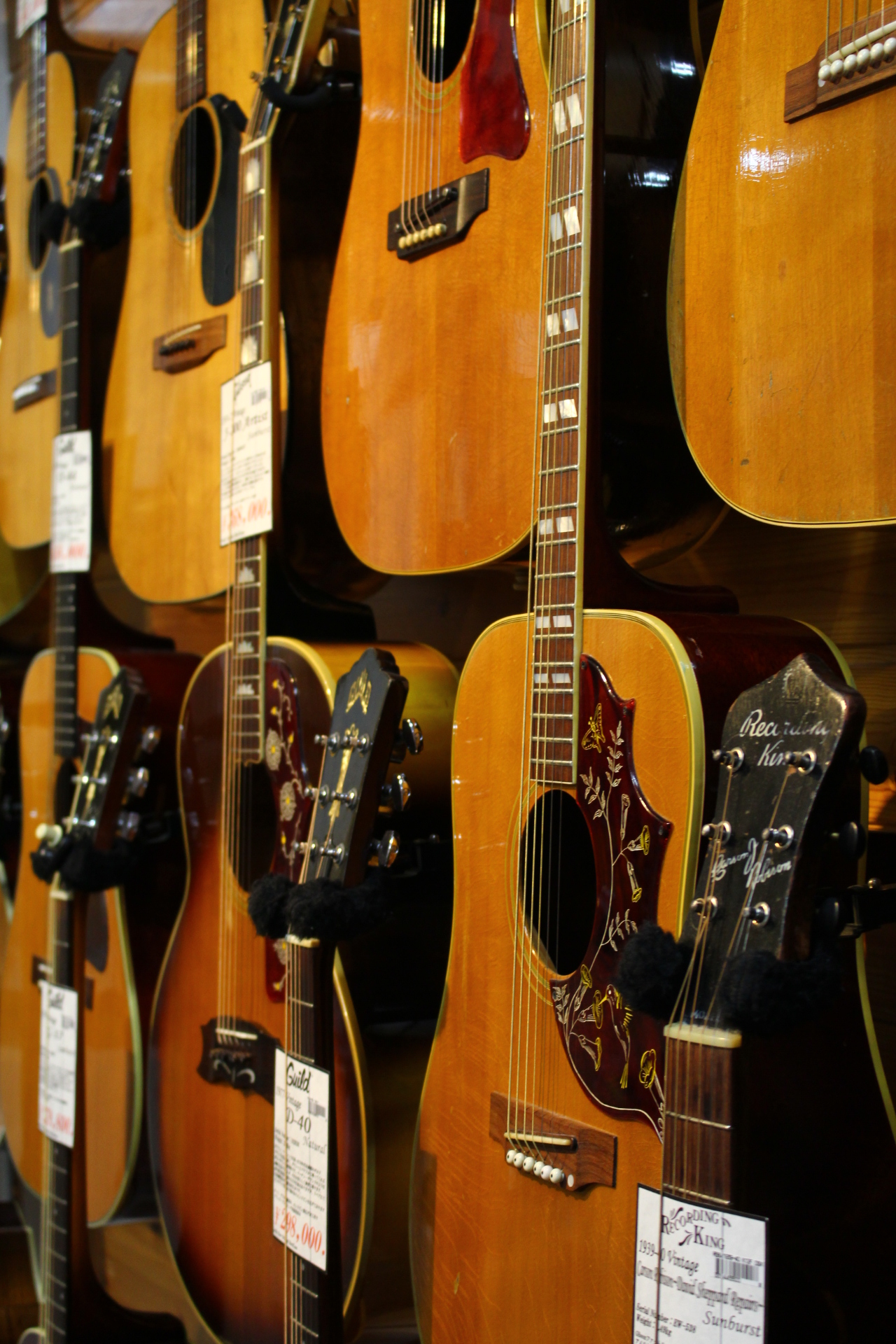 Shinjuku Vintage Guitar Show!! 本日は60年代のGibson/B-25