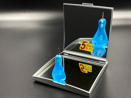 川崎市視覚障害者情報文化センター：視覚障害者用グッズ 5倍拡大鏡付き