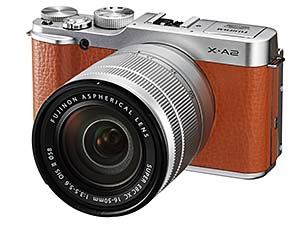 富士フイルム FUJIFILM X-A2 自分撮りに対応したローエンド・ミラー