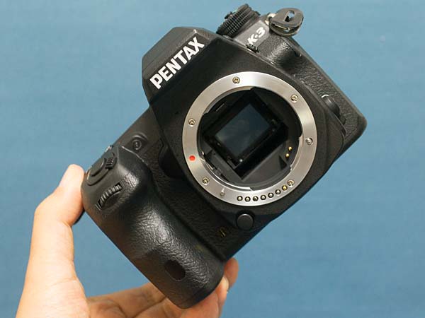 ペンタックス PENTAX K-3の外観をみる フラグシップ・デジタル一眼レフ