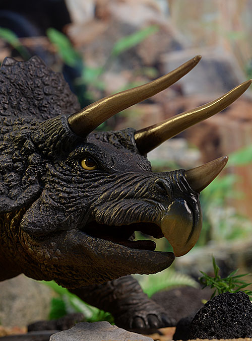 Review and photos of One Million Years B.C. Triceratops and Loana