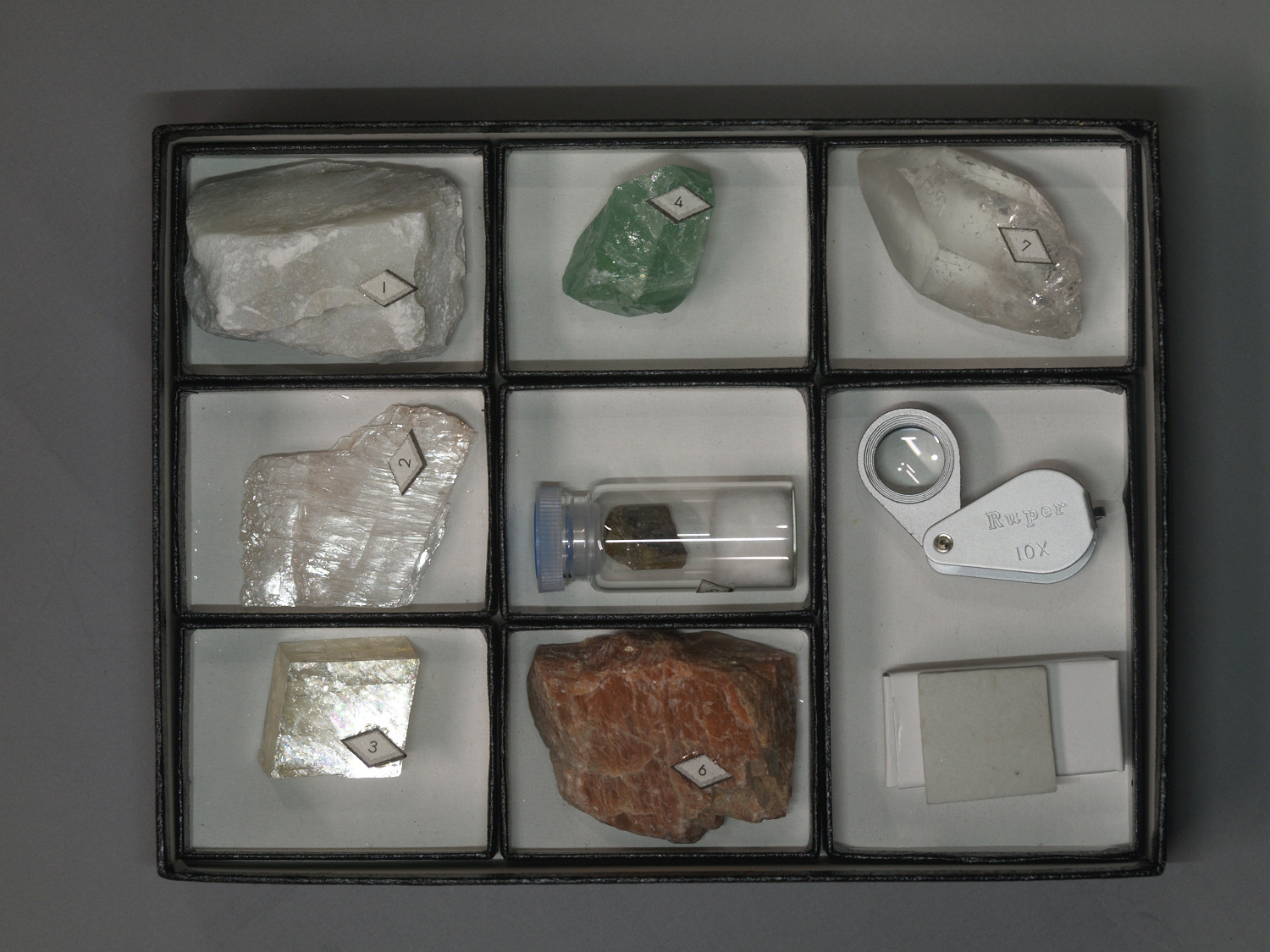 株式会社ニチカ 地質科学の専門商社