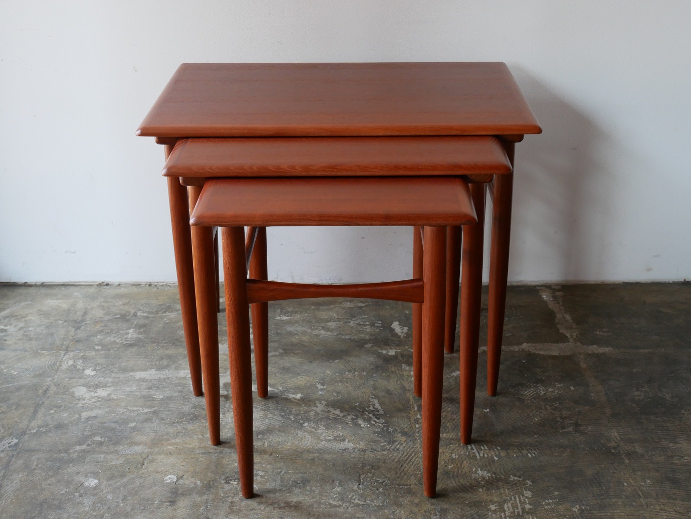 NO NAME PARISH ::: PRODUCTS ::: Nest of tables by Kai Kristiansen