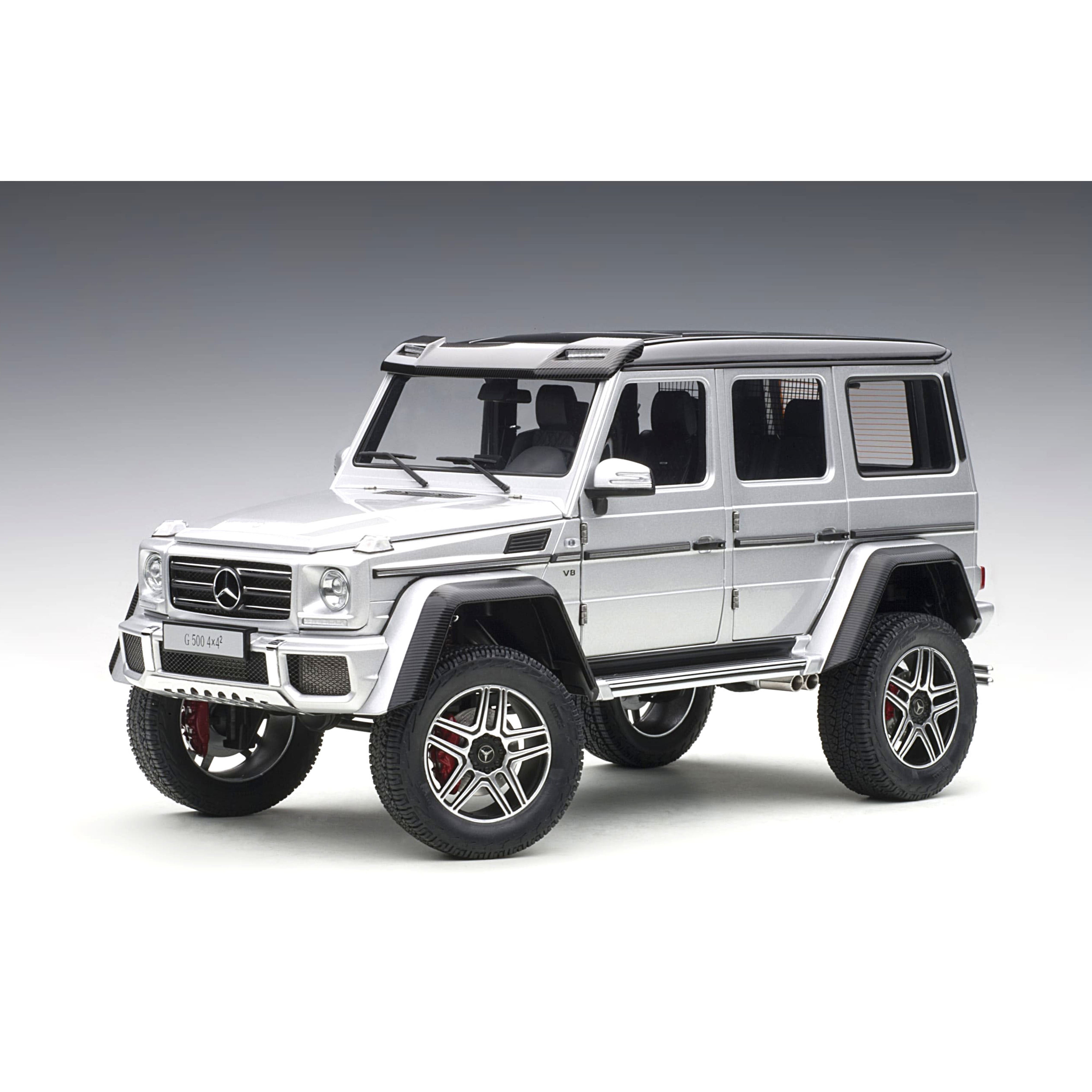 Mercedes-Benz G 500 4x4-2 2016 Silver Metallic 1:18 – Norev