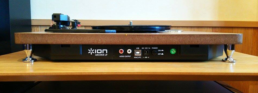 いま話題のレコードプレーヤー ION Audio Archive LPのご紹介です