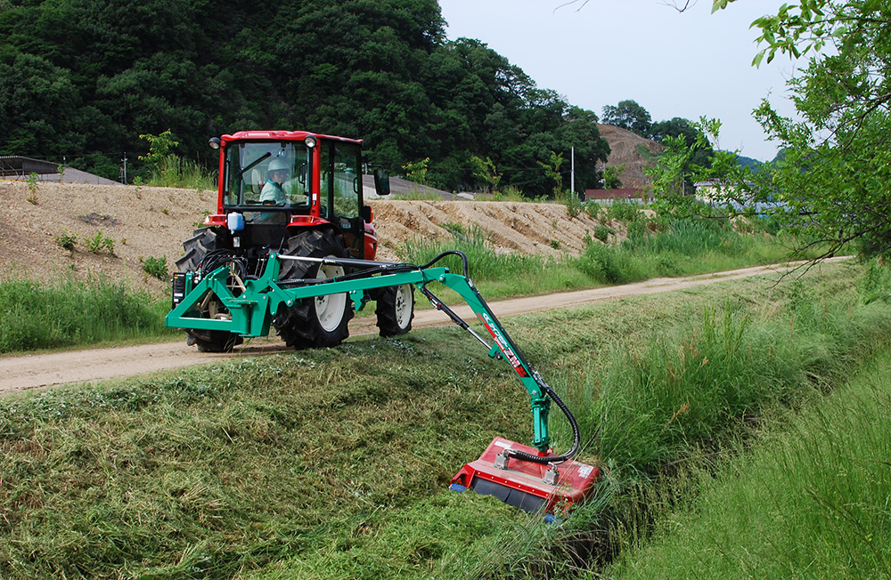 トラクタ用アーム式草刈機 ツインモアー「ZM3708S/ZM-3709S/ZM-45S