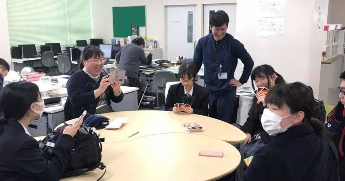 約8割が不登校経験を持つ高校で、 15年以上続く自由闊達な探究学習