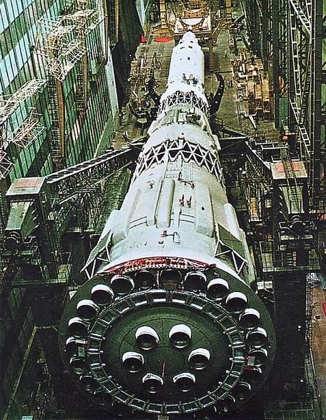 Learn About The Secret Soviet N1 Lunar Rocket - Spaceopedia