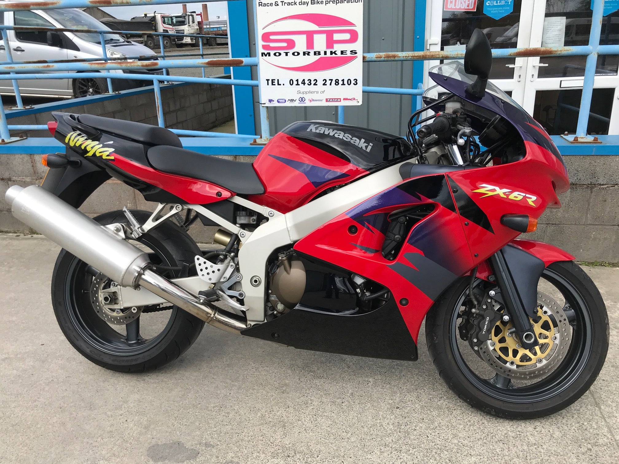 1998 Kawasaki ZX6-R G1 Low Low miles. sold | STP Racing Products